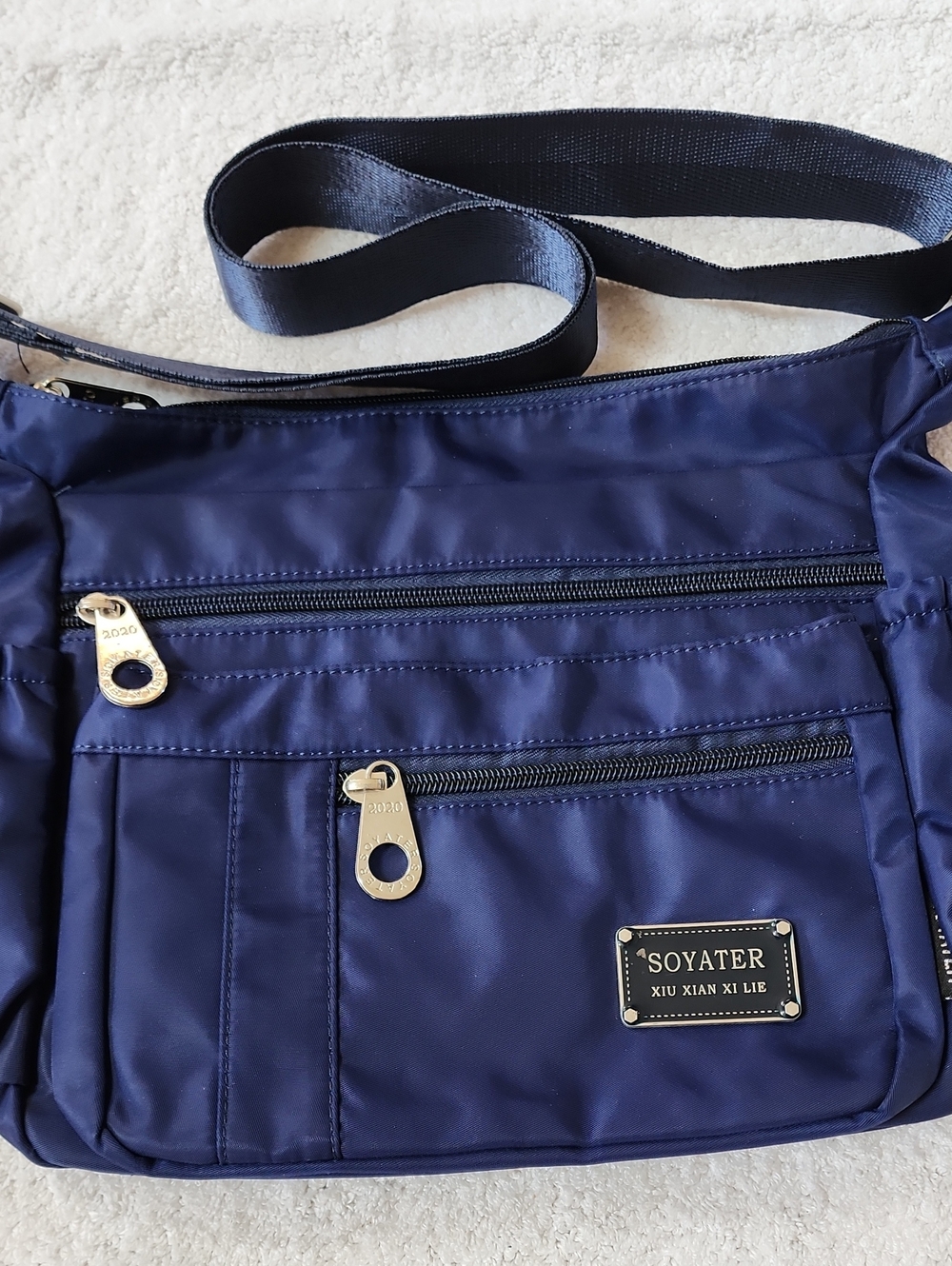 Soyater Women’s Navy Nylon Crossbody Shoulder Bag Preowned